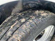 Load image into Gallery viewer, 2013 Nissan Altima 3.5 SV