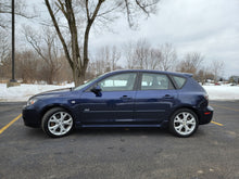 Load image into Gallery viewer, 2008 Mazda 3 Sport Hatchback