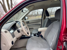 Load image into Gallery viewer, 2008 Ford Escape XLS