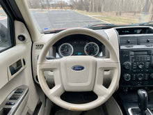 Load image into Gallery viewer, 2008 Ford Escape XLS
