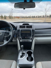 Load image into Gallery viewer, 2012 Toyota Camry LE Hybrid