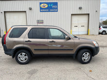 Load image into Gallery viewer, 2004 Honda CR-V AWD
