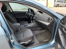 Load image into Gallery viewer, 2010 Mazda Mazda 3i