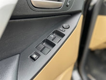 Load image into Gallery viewer, 2010 Mazda Mazda 3S Grand Touring