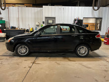 Load image into Gallery viewer, 2010 Ford Focus SE