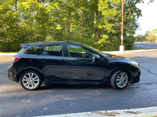 Load image into Gallery viewer, 2011 Mazda Mazda3 S Grand Touring