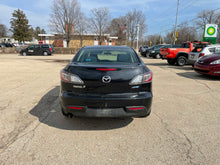 Load image into Gallery viewer, 2013 Mazda Mazda 3i Skyactive