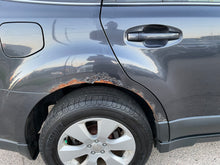 Load image into Gallery viewer, 2011 Subaru Outback 2.5l premium