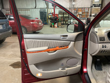 Load image into Gallery viewer, 2009 Toyota Sienna XLE