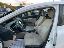 Load image into Gallery viewer, 2014 Honda Civic Hybrid