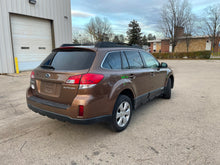 Load image into Gallery viewer, 2011 Subaru Outback 2.5l Premium