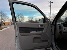 Load image into Gallery viewer, 2009 Mercury Mariner