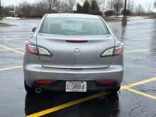 Load image into Gallery viewer, 2010 Mazda Mazda 3i touring