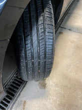 Load image into Gallery viewer, 2010 Ford Focus SE