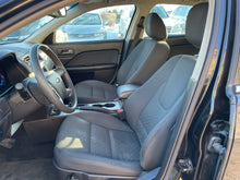 Load image into Gallery viewer, 2010 Ford Fusion SE