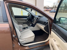 Load image into Gallery viewer, 2011 Subaru Outback 2.5l Premium