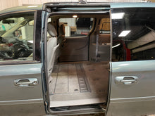Load image into Gallery viewer, 2007 Dodge Grand Caravan