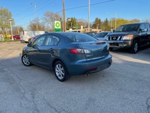 Load image into Gallery viewer, 2011 Mazda Mazda 3i Touring