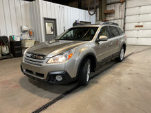 Load image into Gallery viewer, 2014 Subaru Outback 2.5l Premium