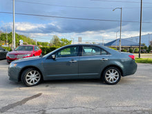 Load image into Gallery viewer, 2011 Lincoln MKZ