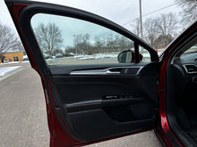 Load image into Gallery viewer, 2014 Ford Fusion SE