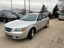 Load image into Gallery viewer, 2007 Hyundai Sonata Limited