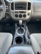 Load image into Gallery viewer, 2006 Ford Escape XLT AWD