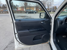 Load image into Gallery viewer, 2009 Jeep Patriot Sport