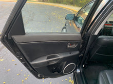 Load image into Gallery viewer, 2005 Mazda Mazda3S Hatchback