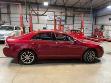 Load image into Gallery viewer, 2008 Ford Fusion SE