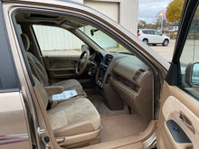 Load image into Gallery viewer, 2004 Honda CR-V AWD