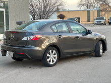 Load image into Gallery viewer, 2010 Mazda Mazda 3i touring