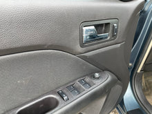 Load image into Gallery viewer, 2011 Ford Fusion SE