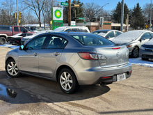 Load image into Gallery viewer, 2010 Mazda Mazda 3i