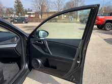 Load image into Gallery viewer, 2013 Mazda Mazda 3i Skyactive