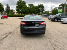 Load image into Gallery viewer, 2013 Ford Fusion SE