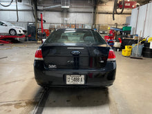 Load image into Gallery viewer, 2010 Ford Focus SE