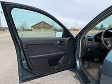 Load image into Gallery viewer, 2011 Ford Fusion SE