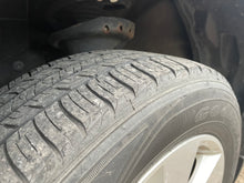 Load image into Gallery viewer, 2011 Subaru Outback 2.5l Premium