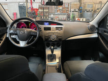 Load image into Gallery viewer, 2011 Mazda Mazda3 S Hatchback