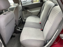 Load image into Gallery viewer, 2007 Ford Focus SES