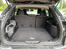 Load image into Gallery viewer, 2014 Jeep Cherokee Sport