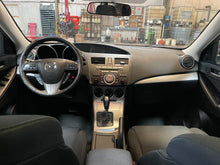 Load image into Gallery viewer, 2011 Mazda Mazda3 S Hatchback