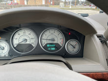 Load image into Gallery viewer, 2008 Chrysler Town & Country