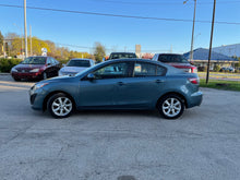 Load image into Gallery viewer, 2011 Mazda Mazda 3i Touring