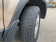 Load image into Gallery viewer, 2004 Honda CR-V AWD