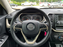 Load image into Gallery viewer, 2014 Jeep Cherokee Sport