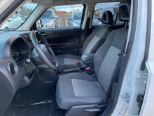 Load image into Gallery viewer, 2009 Jeep Patriot Sport
