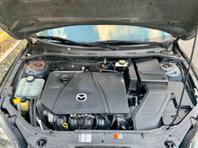 Load image into Gallery viewer, 2005 Mazda Mazda3S Hatchback