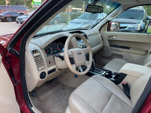Load image into Gallery viewer, 2012 Ford Escape Limited AWD
